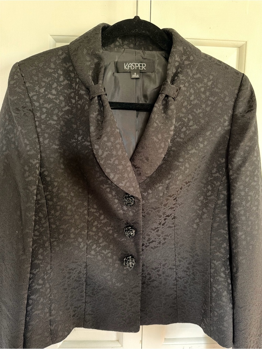 Kasper Women's Black Textured Jacquard Blazer with Decorative Buttons